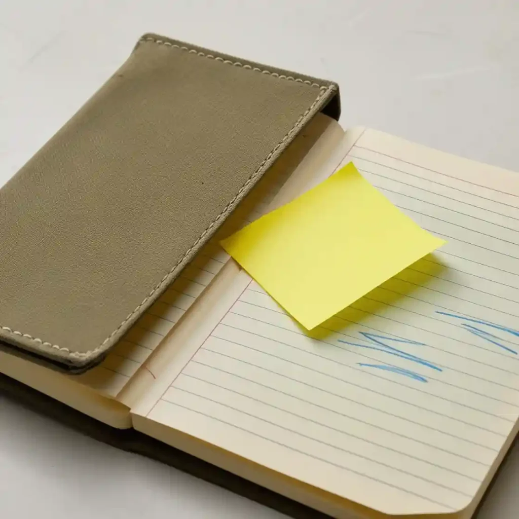Cetak Blocknote dengan Sticky Note di Cover: Solusi Praktis untuk Berbagai Kebutuhan